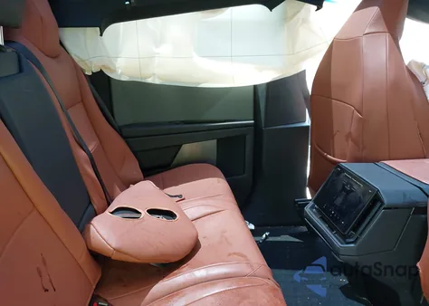 2025 Tesla Cybertruck z USA, uszkodzony, nr VIN 7G2CEHED1SA058416